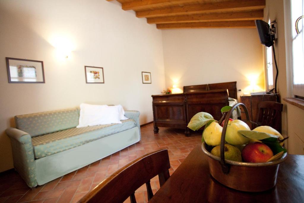 Agriturismo Santa Maria Bressanoro Castelleone Bilik gambar