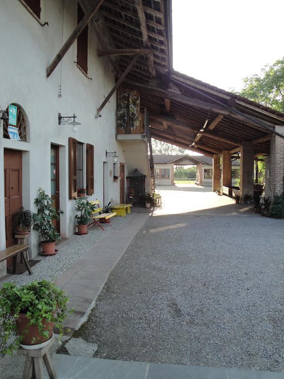 Agriturismo Santa Maria Bressanoro Castelleone Luaran gambar